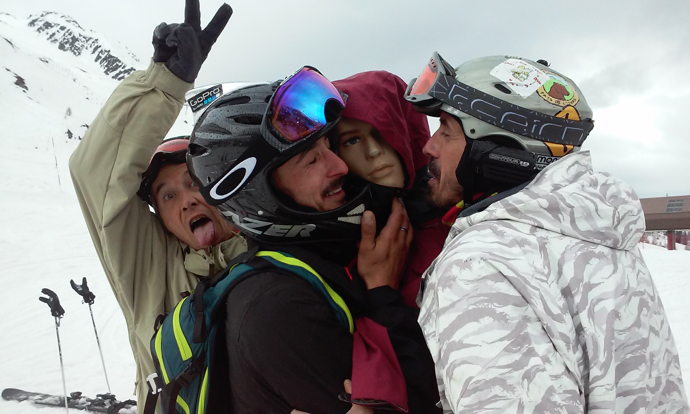 Pendant l' orage. Tournage d' une scène de&quot; Jacquie et michel&quot;. lol