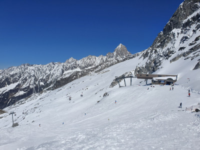 Sommet de Bochard, aiguille du Chardonnet en arrière plan