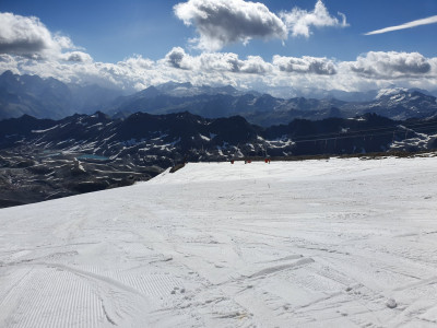 Ambiance sur le glacier le dimanche matin