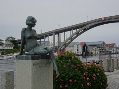 N (105).JPG
