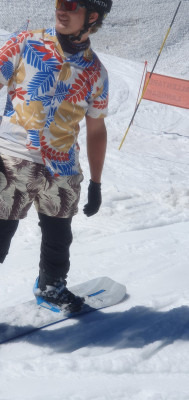 Le retour de Jérémie de la Team des Arcs, que l'on est très très content de revoir après son sérieux accident de saut cette saison,