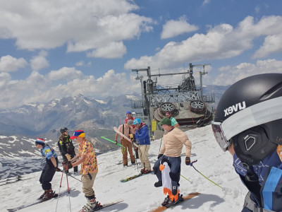 ça fait une bonne troupas de joyeux lurons avec la Team des Rouges Gorges des Aravis