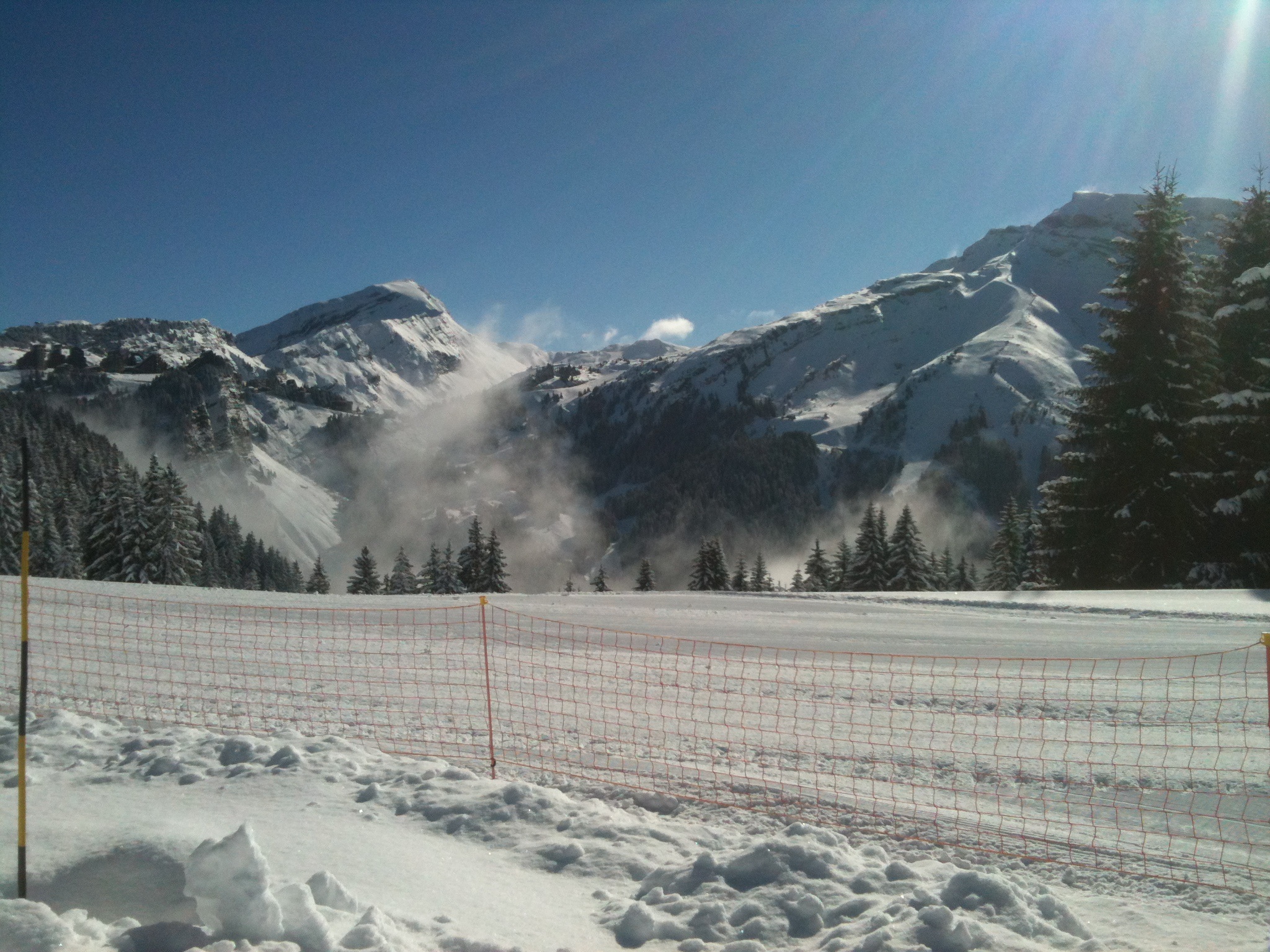 Y neige pû !