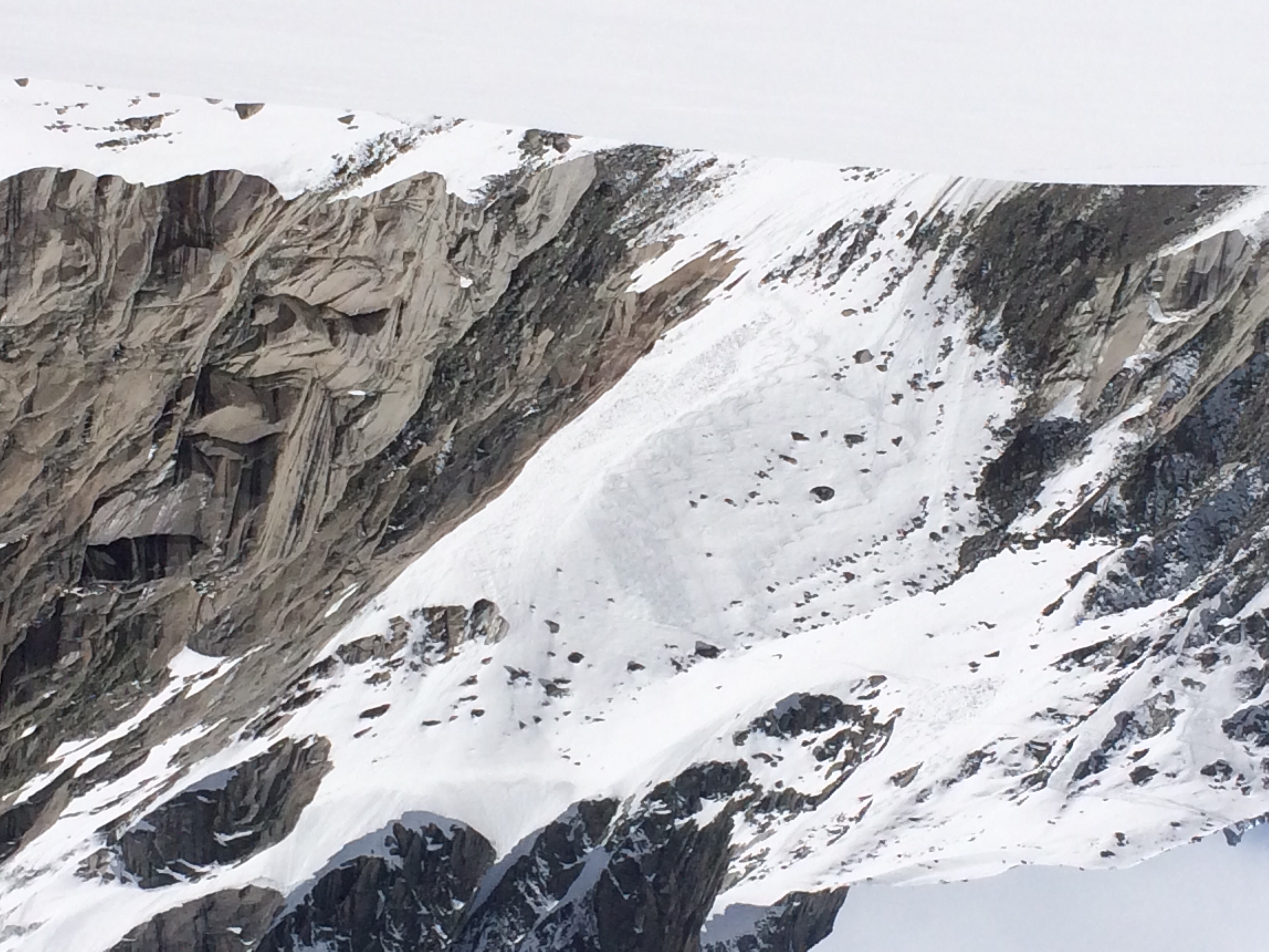 Sorti grand envers sur mer de glace