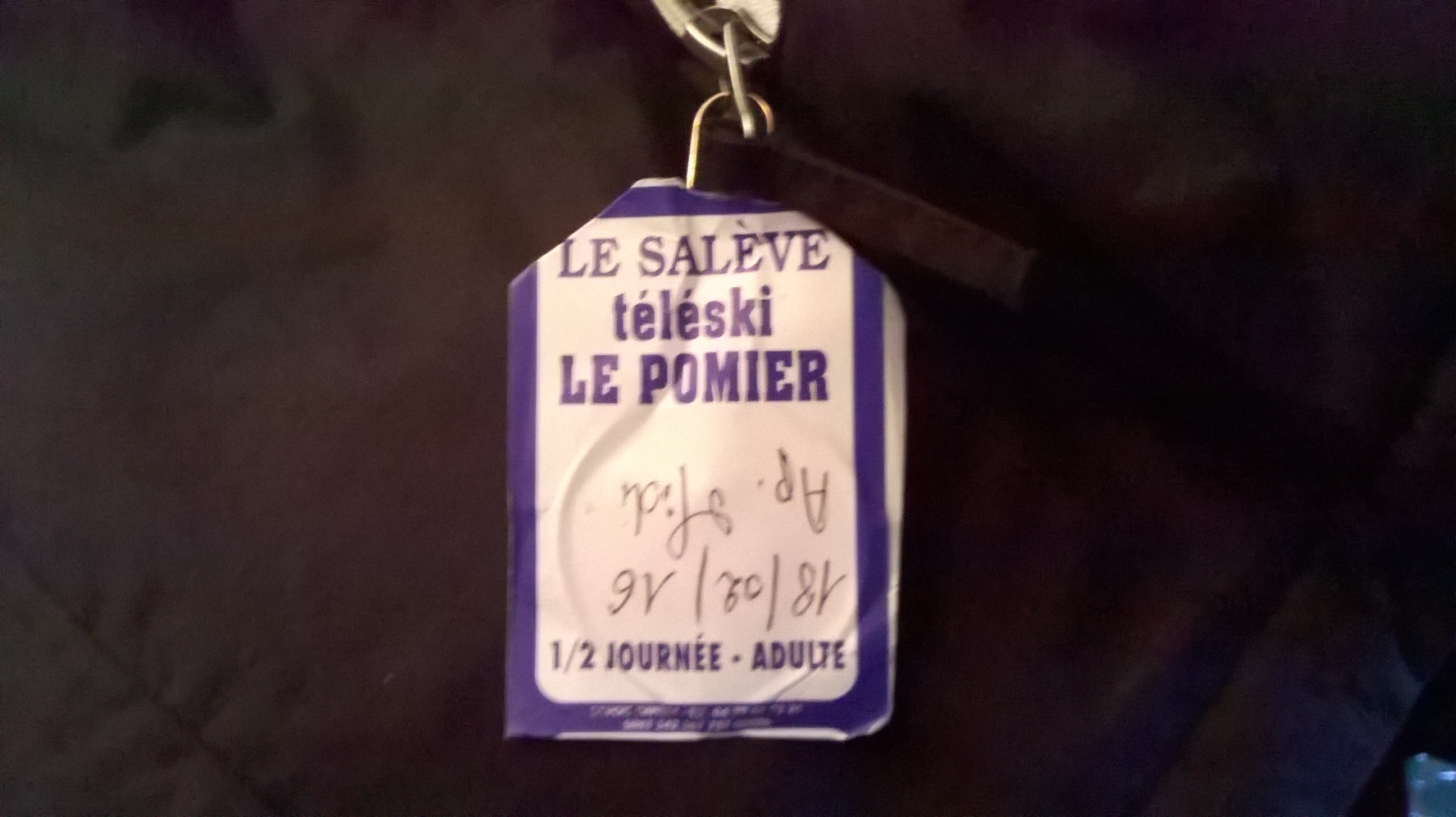 cé pas dans les vauzzes c est dans la yaute