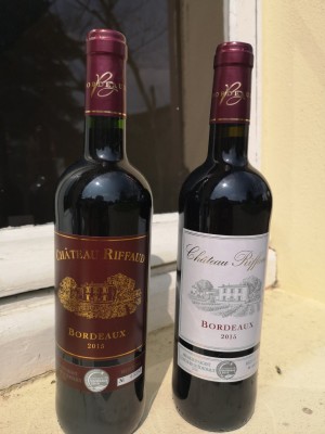 Château Riffaud 2015 étiquette rouge (non boisé) ; étiquette blanche (6 mois de barrique)