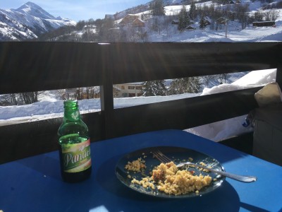 Obligé de manger dehors