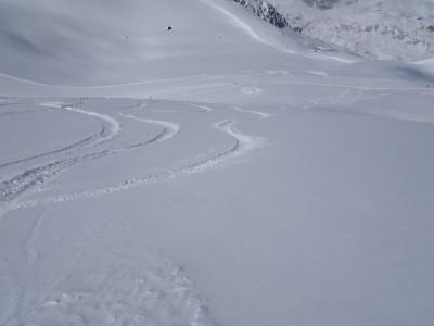 Andermatt Gemsstock 06 04 21 (6).JPG